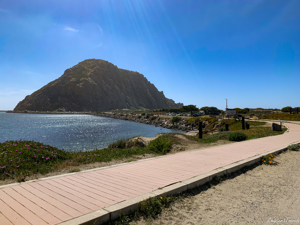 Curved boardwalk leading to Morro Rock